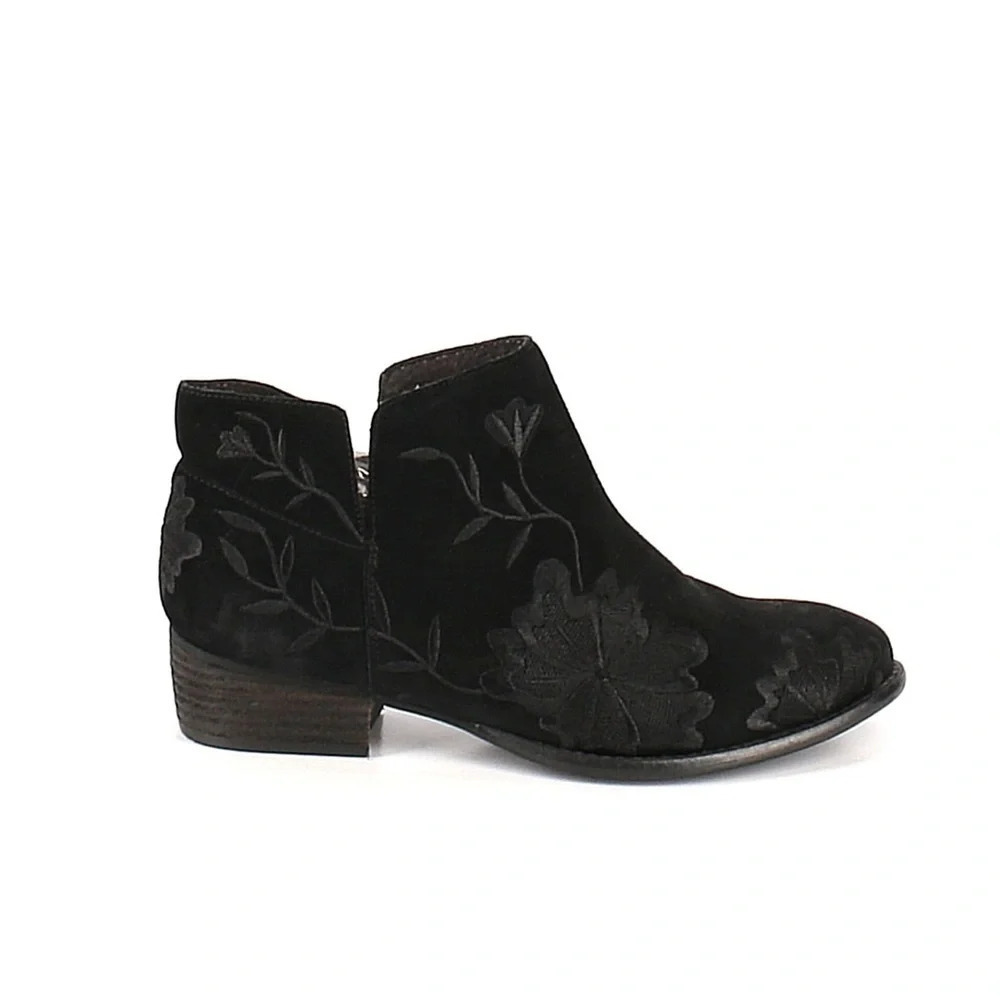 Seychelles Embroidered Bootie